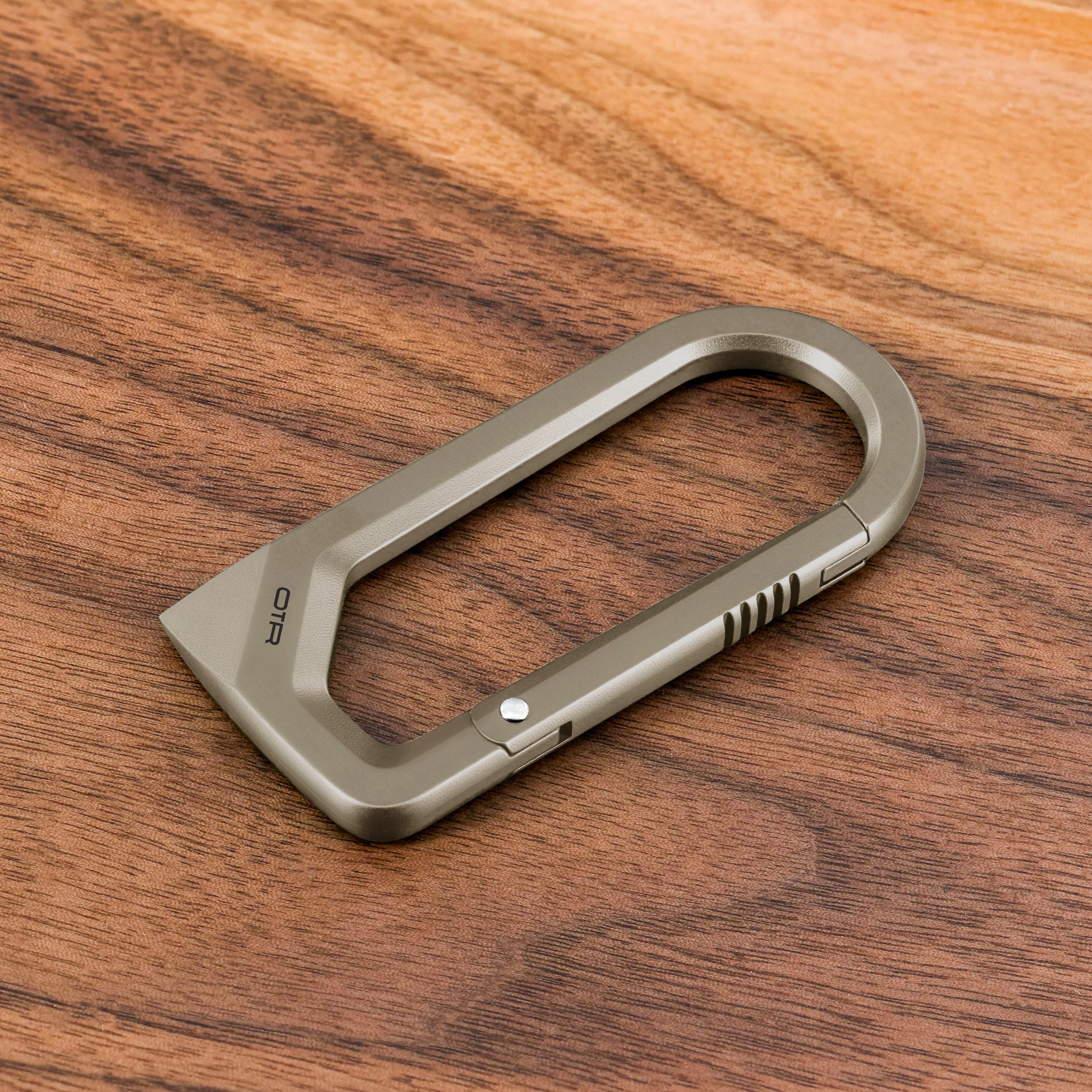 Scoring Carabiner on Wood