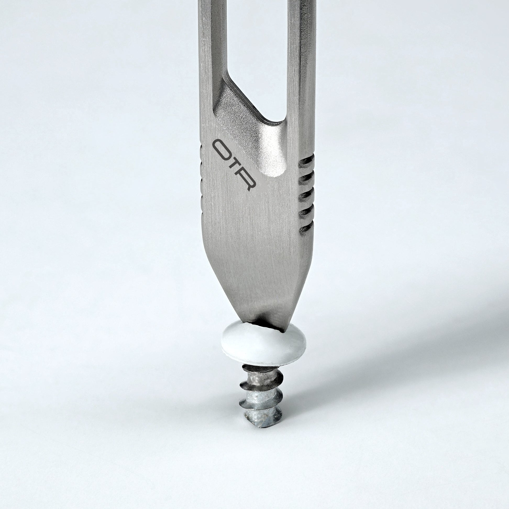 Silver Mini Pry and Drive in Use